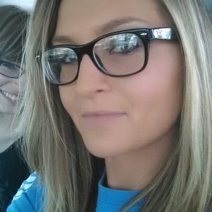 Meet your Posher, Mandy